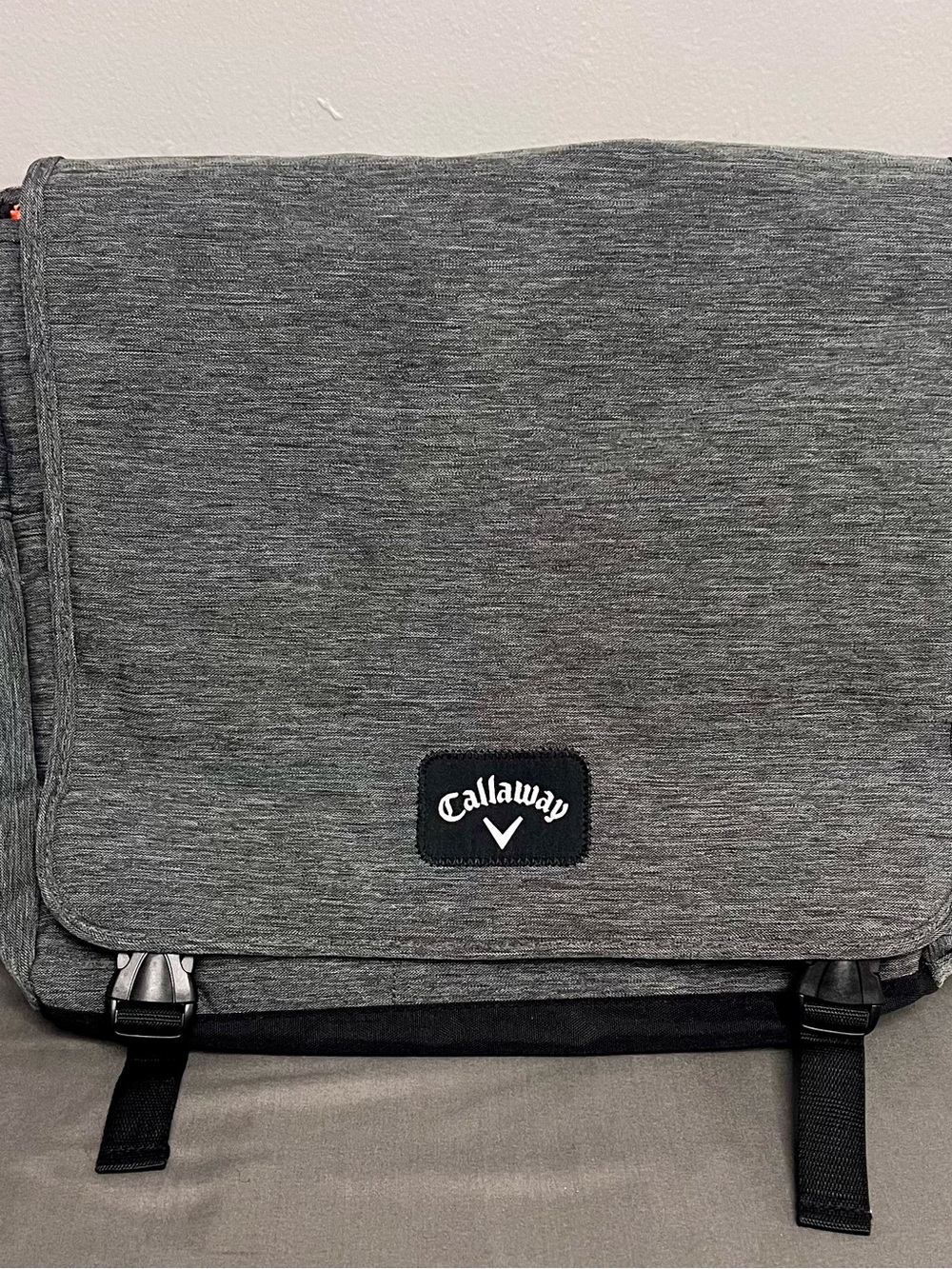 Callaway Grey Clip Shoulder Strap Laptop Golf Travel Messenger Bag 15x15”